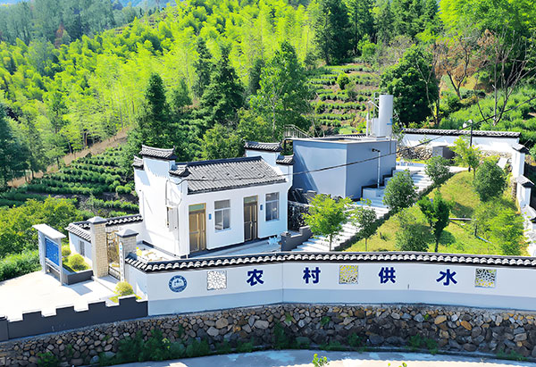 四川甘孜農村供水水質能力提升項目一體化凈水器廠家