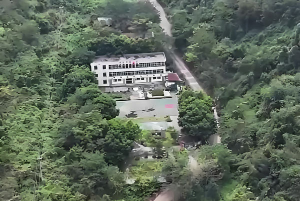 �r(n��ng)��W(xu��)У������ˮ�����O(sh��)�����@�N������ˮ�_(d��)��(bi��o)߀ʡ�X